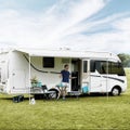 Thule Omnistor 5200 -sein&auml;markiisi