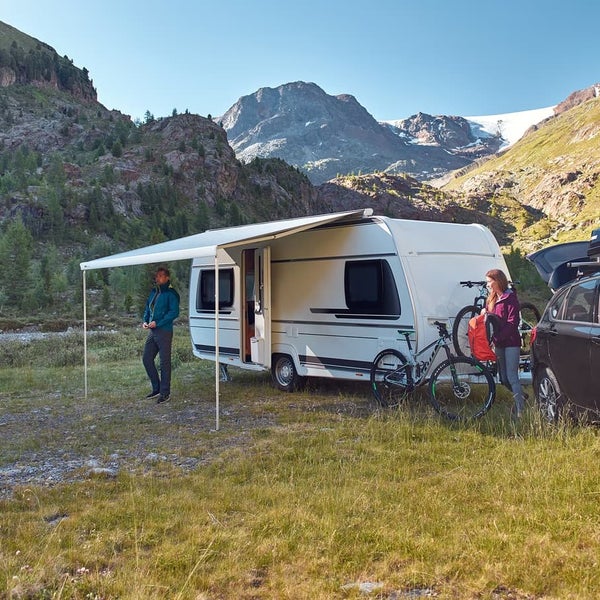 Thule Omnistor 6300 -kattomarkiisi
