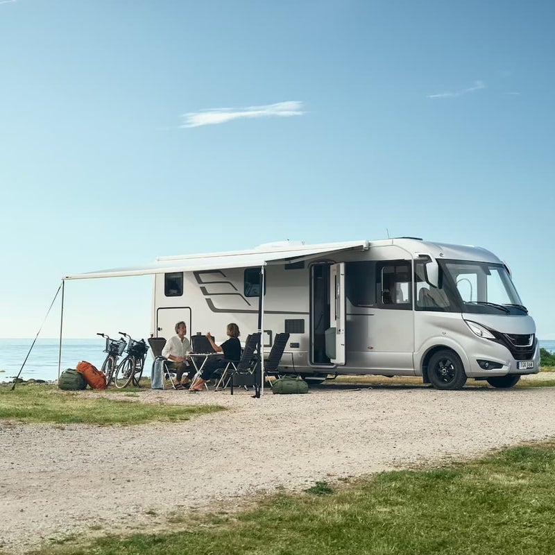 Thule Omnistor 8000 -sein&auml;markiisi