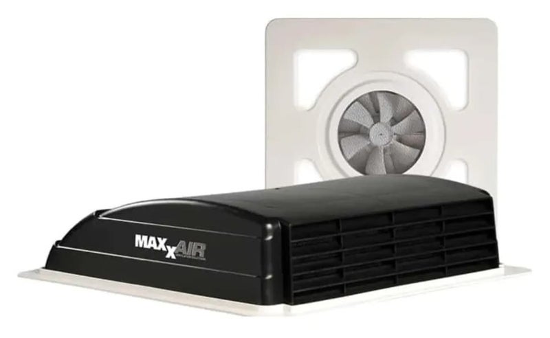 Airxcel Maxxfan Mini Plus Smoke -kattotuuletin, musta