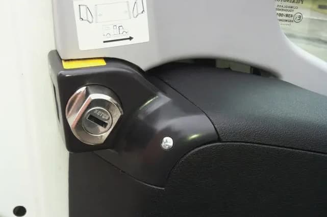 HEOSolution HEOsafe turvalukko, Ducato 250/290 (2006-2021), lukollinen